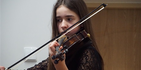 Powiększ grafikę: Łucja Narazińska - skrzypce